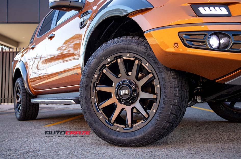 FORD RANGER GD05 BRONZE DARK TINT WITH MATTE BLACK